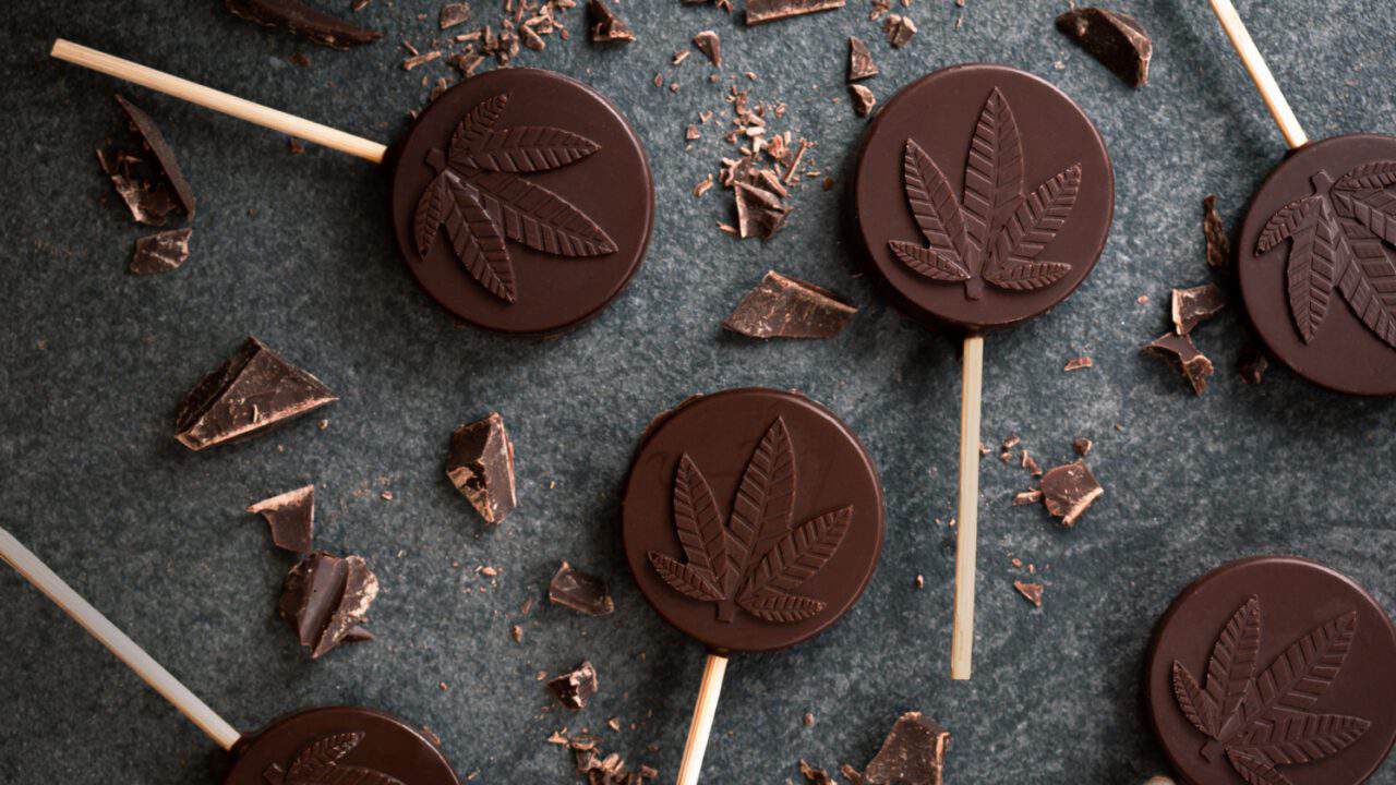 How Long Do Edibles Last: Understanding the Lifespan of Cannabis Edibles